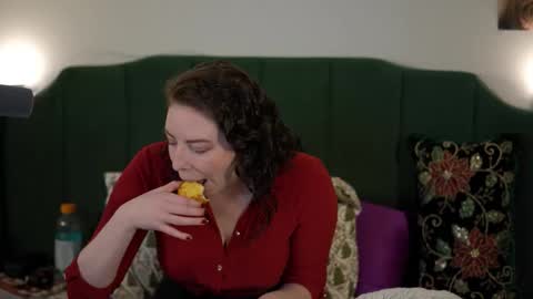 Snapshot of yourgirlsarlei chatting on 11/22/25, 01:04 Sarlei Sar-uh-lie online show from 11/22/25, 01:04