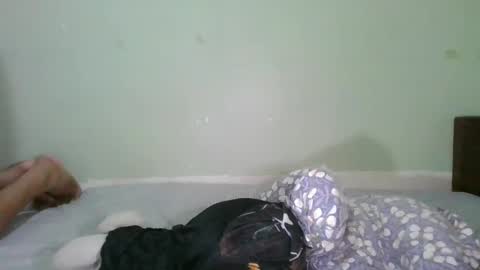 mimi online show from 03/04/25, 06:50