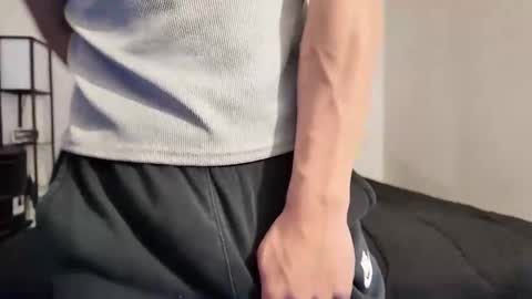 yourguuy21 online show from 01/11/26, 06:40