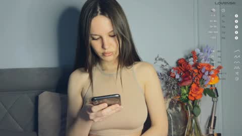 Snapshot of yourher0in chatting on 02/04/25, 03:26 Aida online show from 02/04/25, 03:26