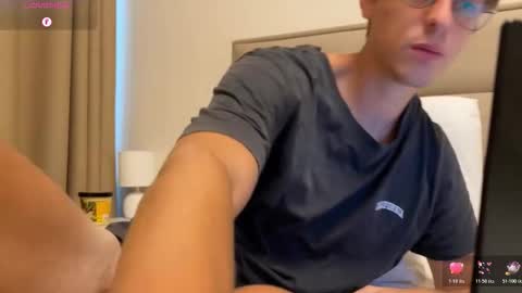 Chris online show from 10/24/25, 07:49