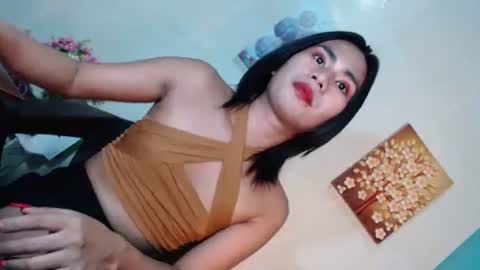 Snapshot of yourhottie_winxxx chatting on 01/12/25, 08:14 Mauie online show from 01/12/25, 08:14