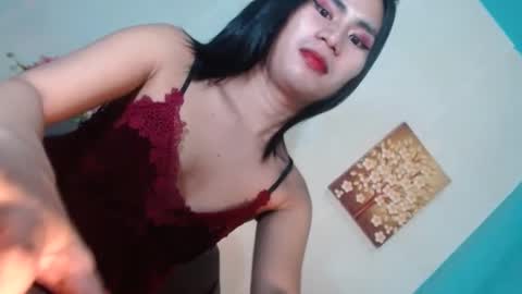 Snapshot of yourhottie_winxxx chatting on 01/26/25, 11:39 Mauie online show from 01/26/25, 11:39