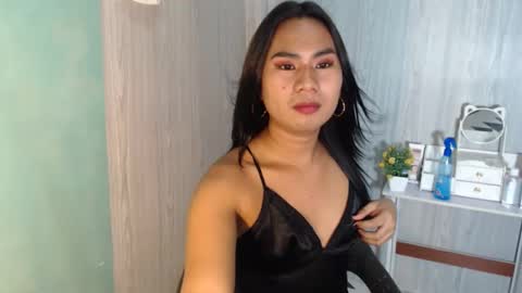 Snapshot of yourhottie_winxxx chatting on 09/13/25, 07:08 Mauie online show from 09/13/25, 07:08