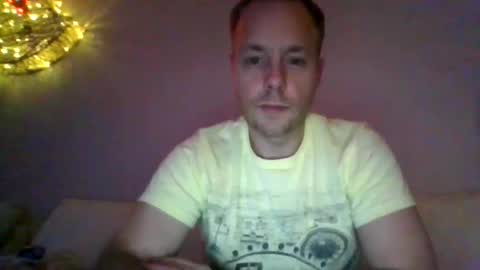 yourlove8523 online show from 12/02/25, 08:41