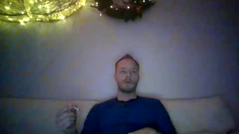 yourlove8523 online show from 12/17/25, 04:07