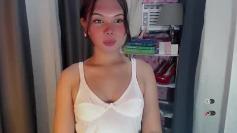 Snapshot of yourlovekylie chatting on 03/03/26, 03:23 KYLIE MORE online show from 03/03/26, 03:23