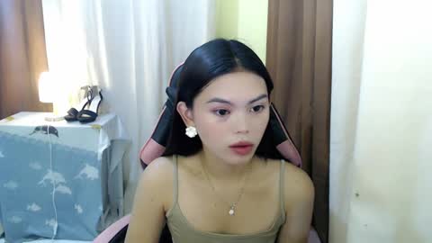 your lovely Dina online show from 02/05/25, 01:04