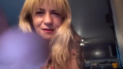yourmomma999 online show from 07/11/26, 12:02