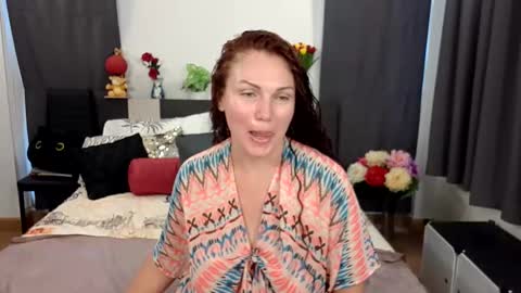 Snapshot of yourmysterycharm chatting on 09/24/25, 05:55 yourmysterycharm online show from 09/24/25, 05:55