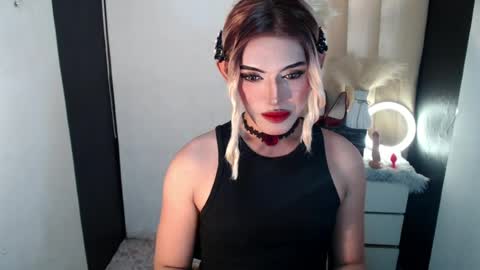TIFFANY SUCKING QUEEN online show from 08/09/26, 03:19