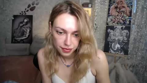 Nicky online show from 06/11/26, 04:16