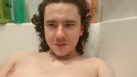 Snapshot of yourpantyhosesla_ve chatting on 11/07/25, 01:38 Nylon slave online show from 11/07/25, 01:38