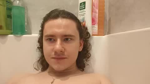 Snapshot of yourpantyhosesla_ve chatting on 11/08/25, 01:06 Nylon slave online show from 11/08/25, 01:06