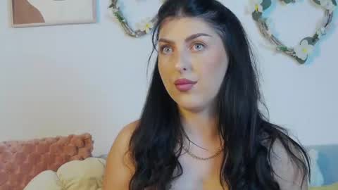 Snapshot of yours_goddess chatting on 07/31/26, 10:58 yours_goddess online show from 07/31/26, 10:58