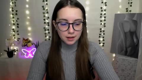 Snapshot of yours_piece_of_happiness_ chatting on 03/03/25, 06:37 Happy online show from 03/03/25, 06:37