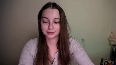 Snapshot of yours_piece_of_happiness_ chatting on 01/07/26, 05:21 Happy online show from 01/07/26, 05:21