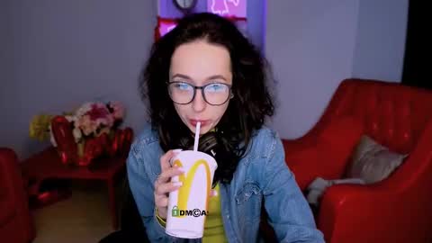 yours_sunny online show from 02/22/25, 11:02