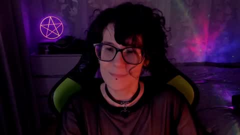 Snapshot of yourscosmic chatting on 01/26/25, 12:26 Yours Cosmic online show from 01/26/25, 12:26