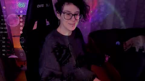 Snapshot of yourscosmic chatting on 12/18/25, 11:38 Yours Cosmic online show from 12/18/25, 11:38