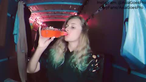 Snapshot of yoursecretgirlfriend963 chatting on 12/25/24, 02:35 AsiaGoesPro - On All Socials online show from 12/25/24, 02:35