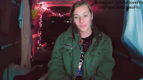 Snapshot of yoursecretgirlfriend963 chatting on 12/27/24, 02:25 AsiaGoesPro - On All Socials online show from 12/27/24, 02:25