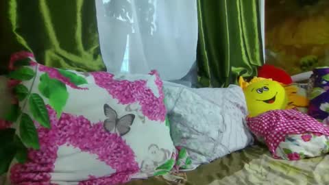 Snapshot of yoursexkroshka chatting on 10/30/25, 12:17 kroshka online show from 10/30/25, 12:17