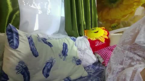 Snapshot of yoursexkroshka chatting on 11/11/25, 10:48 kroshka online show from 11/11/25, 10:48