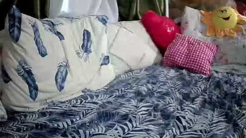 Snapshot of yoursexkroshka chatting on 11/30/25, 11:03 kroshka online show from 11/30/25, 11:03