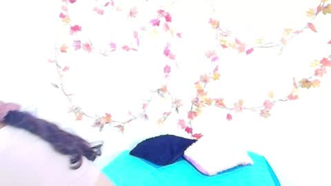 Snapshot of yoursexy18lover chatting on 06/15/26, 05:53 Lina and roberth online show from 06/15/26, 05:53