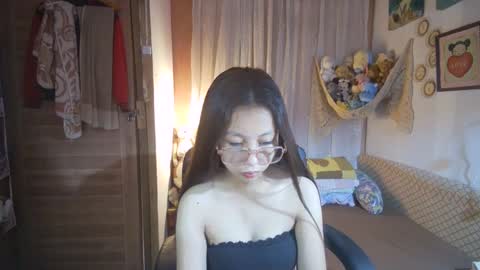 Snapshot of yourshy_cess chatting on 05/19/26, 12:27 Cess online show from 05/19/26, 12:27