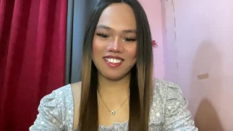 Snapshot of yourspecialgirl_rhea chatting on 04/07/26, 04:02 yourspecialgirl_rhea online show from 04/07/26, 04:02