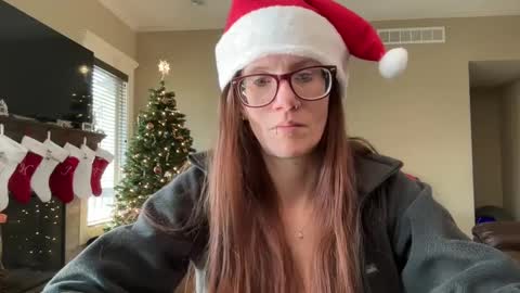 Snapshot of yourstrulylivy chatting on 12/10/24, 05:55 yourstrulylivy online show from 12/10/24, 05:55