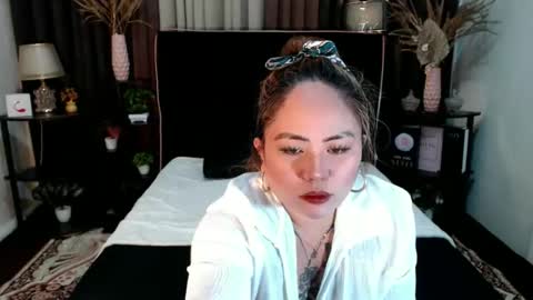 Snapshot of yoursweet_amara chatting on 04/22/26, 05:47 AMARA online show from 04/22/26, 05:47