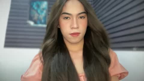 yoursweet_april19 online show from 05/11/26, 08:53