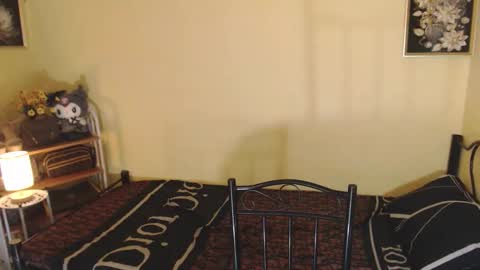 Snapshot of yoursweetangelxxx chatting on 09/09/25, 10:26 YourDreamgirl online show from 09/09/25, 10:26