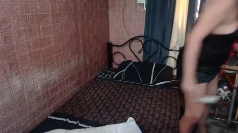 YourDreamgirl  online show from 05/03/26, 11:00