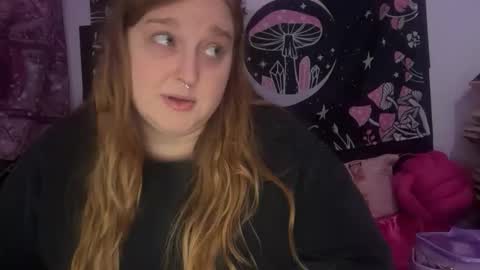 yourthickgingergoddess online show from 12/14/25, 11:42