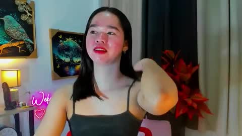 Snapshot of yourtinybunny chatting on 11/14/25, 04:33 yourtinybunny online show from 11/14/25, 04:33