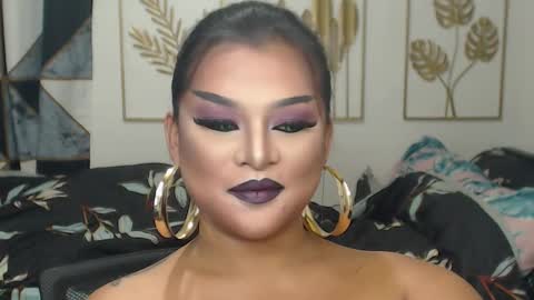 Snapshot of yourtrannyqueenxxx chatting on 09/19/25, 10:43 Anastacia Grey online show from 09/19/25, 10:43