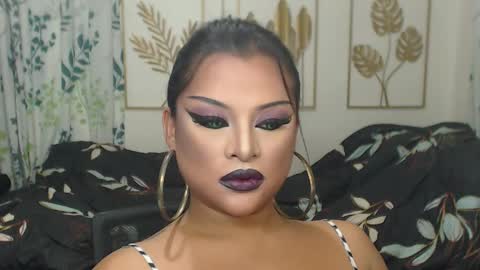 Snapshot of yourtrannyqueenxxx chatting on 09/24/25, 10:57 Anastacia Grey online show from 09/24/25, 10:57