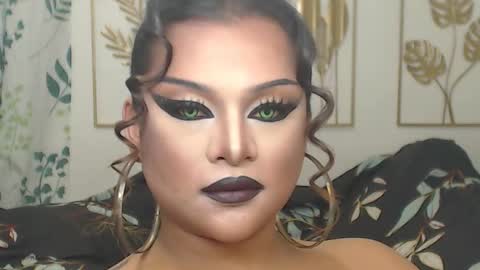 Snapshot of yourtrannyqueenxxx chatting on 10/19/25, 10:10 Anastacia Grey online show from 10/19/25, 10:10