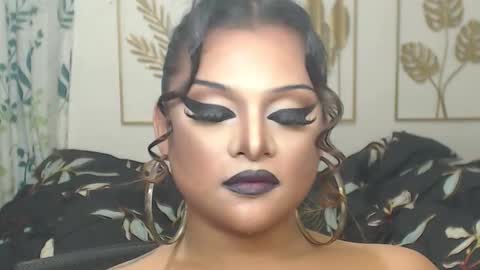 Snapshot of yourtrannyqueenxxx chatting on 10/26/25, 12:16 Anastacia Grey online show from 10/26/25, 12:16