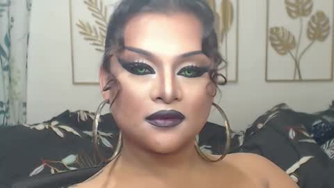 Snapshot of yourtrannyqueenxxx chatting on 10/31/25, 10:22 Anastacia Grey online show from 10/31/25, 10:22