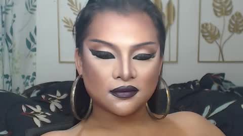 Snapshot of yourtrannyqueenxxx chatting on 11/16/25, 10:15 Anastacia Grey online show from 11/16/25, 10:15