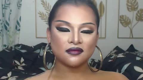 Snapshot of yourtrannyqueenxxx chatting on 11/21/25, 11:36 Anastacia Grey online show from 11/21/25, 11:36