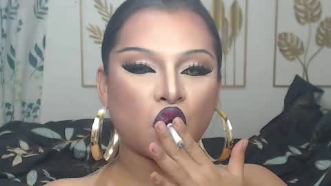 Snapshot of yourtrannyqueenxxx chatting on 11/24/25, 10:53 Anastacia Grey online show from 11/24/25, 10:53