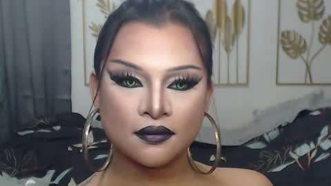 Snapshot of yourtrannyqueenxxx chatting on 12/14/25, 08:57 Anastacia Grey online show from 12/14/25, 08:57