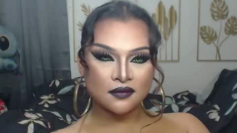 Snapshot of yourtrannyqueenxxx chatting on 12/17/25, 10:16 Anastacia Grey online show from 12/17/25, 10:16