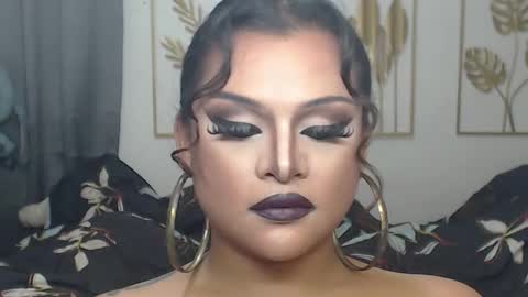 Snapshot of yourtrannyqueenxxx chatting on 12/21/25, 10:17 Anastacia Grey online show from 12/21/25, 10:17